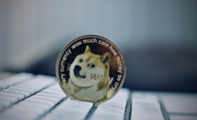 马斯克回复狗狗币联合创始人：已将大脑上传到云端并与自己的虚拟版本交谈