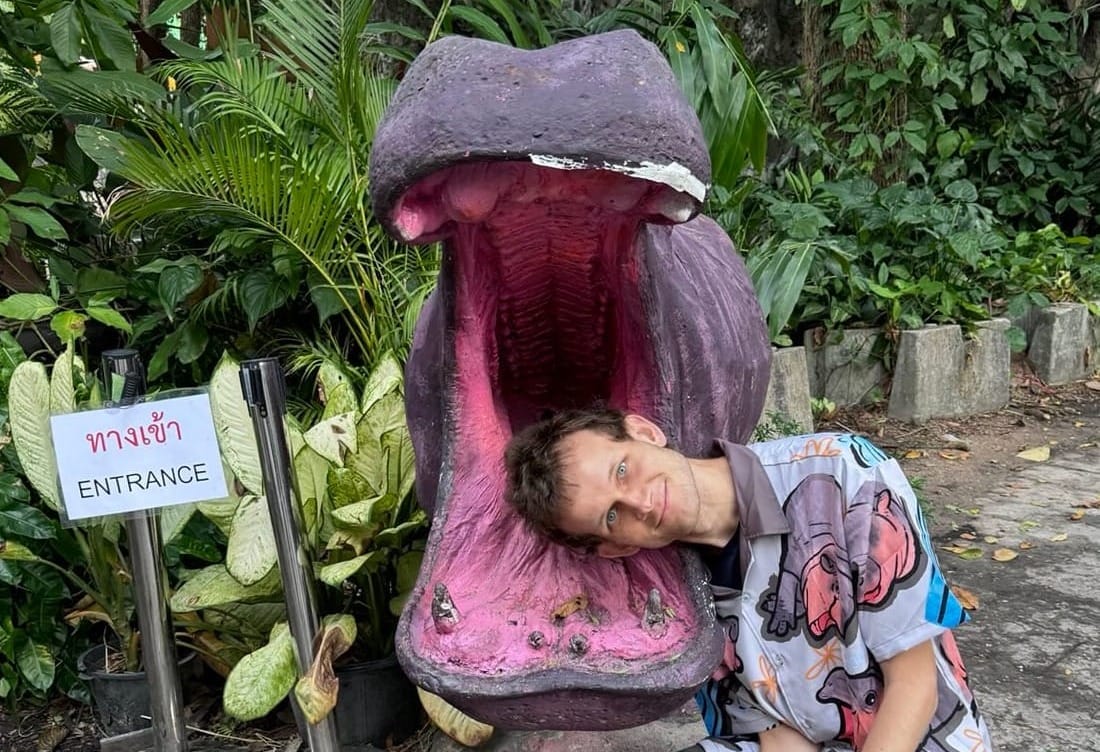 VitalikButerin捐赠29万美元收养泰国心爱的河马宝宝MooDeng