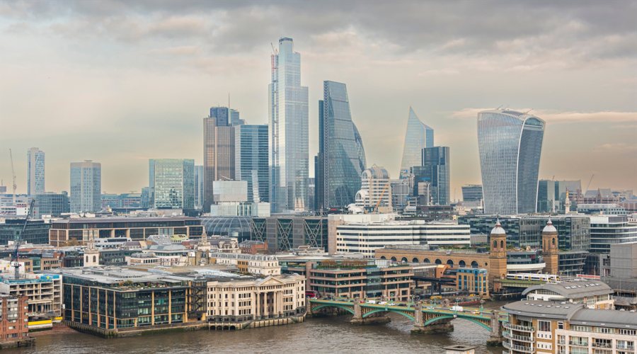 支柱公司YCMInvest实现盈利，2024年收入大幅增长