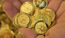 BTC突破5.2万美元，有人还在冲，有人还在等，有人已经离场