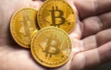 太惨！全网24小时67055人爆仓，29.69亿资金灰飞烟灭，这家公司看好比特币，大幅买入