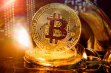 狂跌近8%！比特币不行了？最大 空头 来袭！30天暴涨60%，66亿资金24小时爆仓！