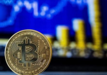 比特币彻底崩了！日内一度狂泻27% 后市怎么走？历史回溯来了