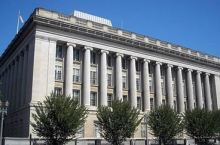 美财政部收紧对加密货币税务监管，马斯克称不会出售狗狗币