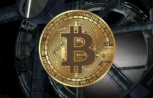 逆袭熄火？美联储暗示将加速加息，比特币跌至4.3万美元