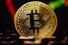  BTC跌破42000美元