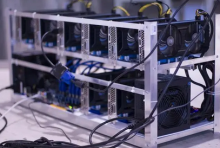 三大芯片巨头将集结“挖矿”赛道 英特尔(INTC.US)即将推出比特币挖矿芯片