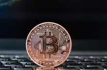 加密货币剧烈波动，比特币跌破4万美元，以太坊失守3000美元