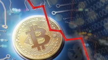 比特币一度跌穿35000美元，较历史高点几乎腰斩，超31万人爆仓