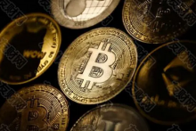  沃伦提出旨在打击俄罗斯的加密货币制裁法案