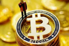 与美股的联动还在发挥作用，比特币自上周以来上涨了8%