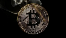  桥水基金创始人：比特币不是黄金的好竞争对手