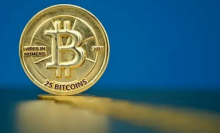 比特币暴跌，加密货币富豪们的财富急剧缩水