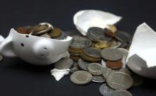 币圈大热门闪崩再现！“走路赚币”项目STEPN代币单月跌超70%