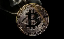  BTC  突破21000美元