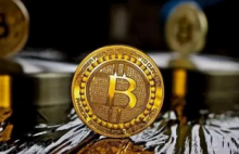 火币科技涨近13% 此前比特币站上2.2万美元