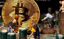 比特币「BTC」：这些因素可能会引发苦苦挣扎的矿工的反向外流