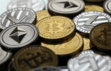 新加坡：加密货币对散户“高度危险”，将进一步限制散户投资