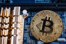  8月比特币挖矿总收入6.38亿美元，环比上升6%