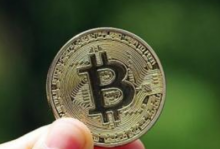 风头盖过“老大”比特币 以太坊突破1700美元刷新历史新高